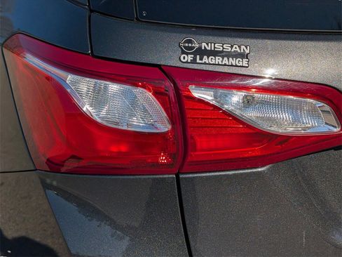 Used 2020 Chevrolet Equinox Premier w/ Premier True North Edition image 13