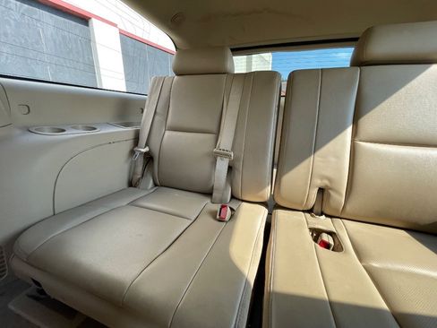 Used 2013 GMC Yukon XL Denali RWD image 34