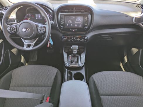 Used 2021 Kia Soul LX FWD image 15