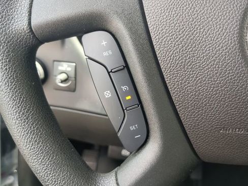 Used 2025 Chevrolet Express 2500 w/ Driver Convenience Package RWD image 25