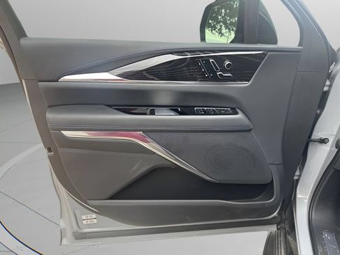 New 2026 Cadillac Escalade IQ Luxury 1 w/ LPO, Floor Liner Package AWD/4WD image 26