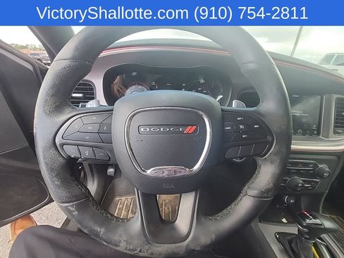 Used 2019 Dodge Charger R/T w/ Blacktop Package RWD image 9