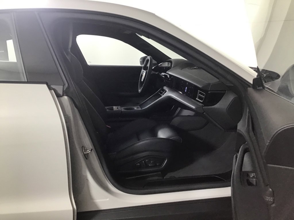 Certified 2024 Porsche Taycan GTS AWD/4WD image 21
