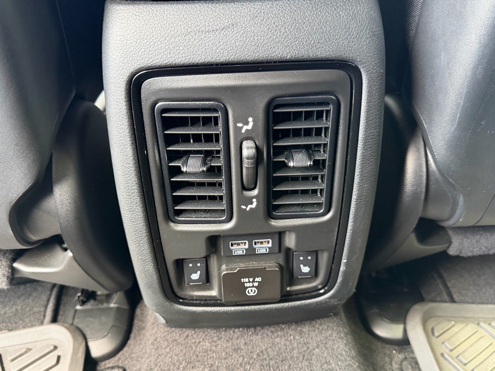 Used 2022 Dodge Durango R/T w/ Blacktop Package AWD/4WD image 15