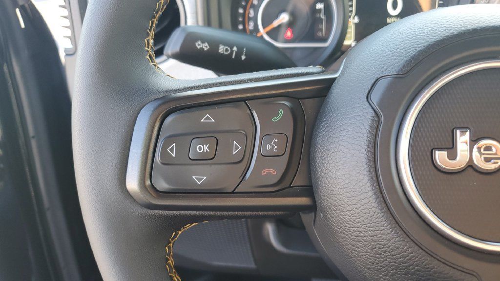 Used 2024 Jeep Wrangler Unlimited Sport AWD/4WD image 28