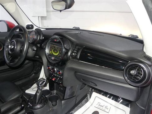 Used 2016 MINI Cooper S image 22