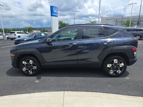 Used 2024 Hyundai Kona SEL AWD/4WD image 5