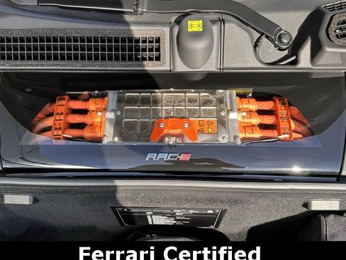 Used 2022 Ferrari SF90 Spider image 37