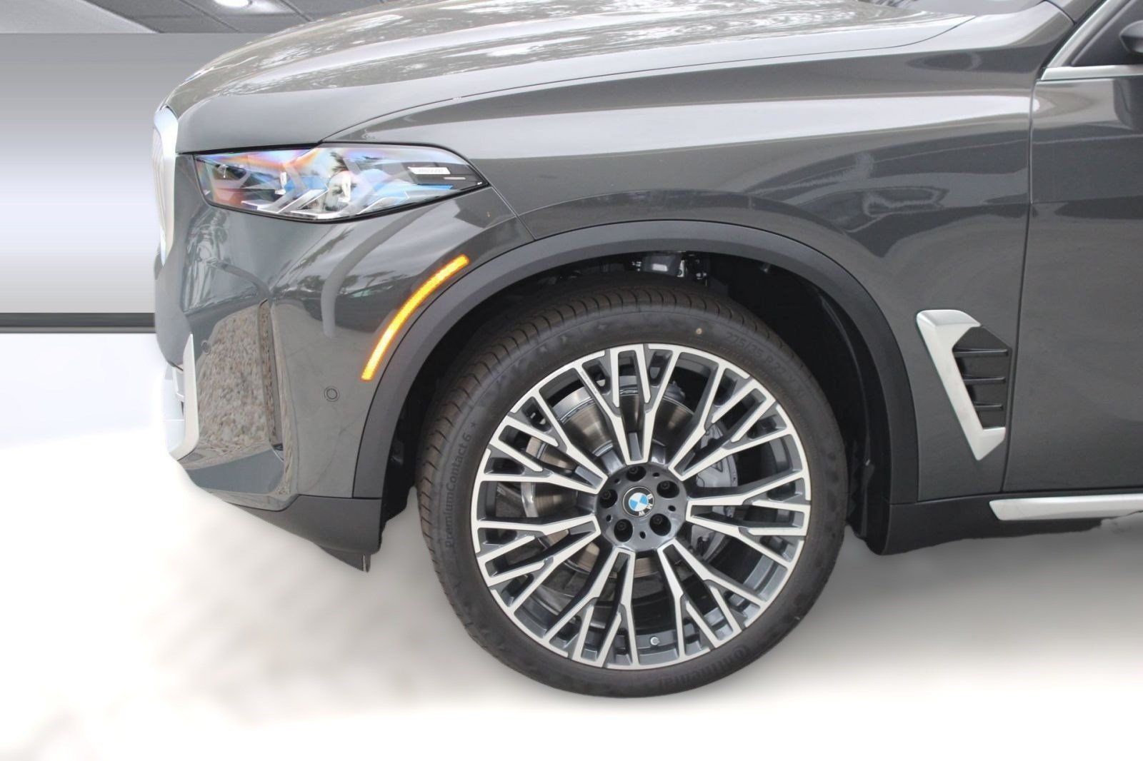 Used 2026 BMW X5 sDrive40i RWD image 28