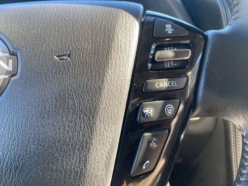 Used 2024 Nissan Armada SL w/ Captain's Chairs Package image 18
