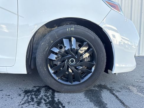 Used 2020 Honda Fit LX image 23