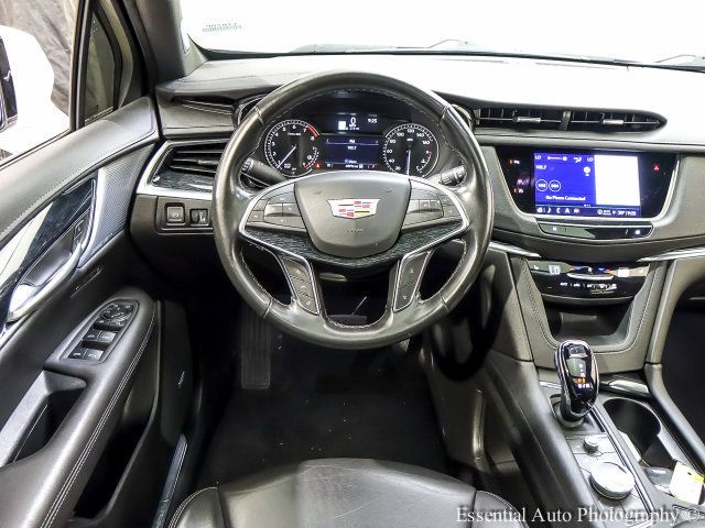 Certified 2024 Cadillac XT5 Premium Luxury w/ LPO, Floor Liner Package AWD/4WD image 3