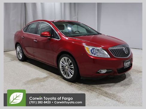 Used 2013 Buick Verano Leather image 1