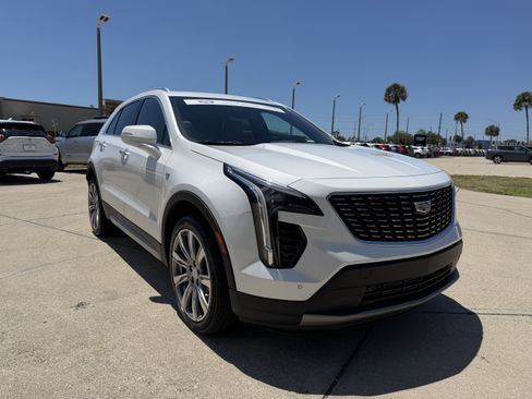 Certified 2023 Cadillac XT4 Premium Luxury w/ Technology Package image 1