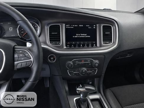 Used 2022 Dodge Charger R/T RWD image 9