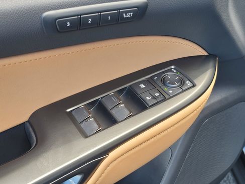 Certified 2026 Lexus NX 350h AWD w/ Accessory Package (2T) image 19