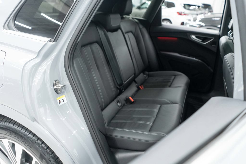 Used 2023 Audi Q4 e-tron Premium Plus w/ Premium Plus RWD image 12