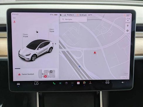 Used 2021 Tesla Model Y Long Range image 14