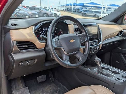 Certified 2023 Chevrolet Traverse Premier w/ LPO, Floor Liner Package FWD image 4