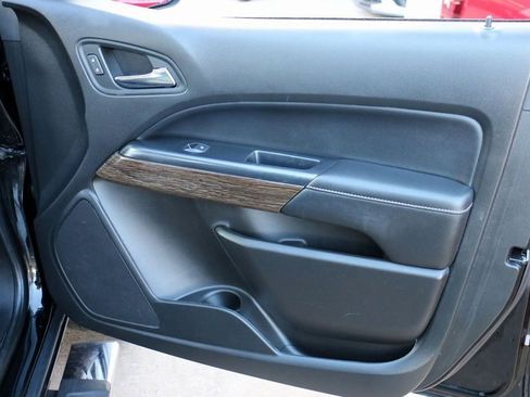 Used 2020 GMC Canyon Denali image 36