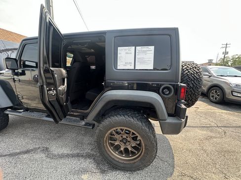 Used 2015 Jeep Wrangler Unlimited Sport w/ Quick Order Package 24S AWD/4WD image 17