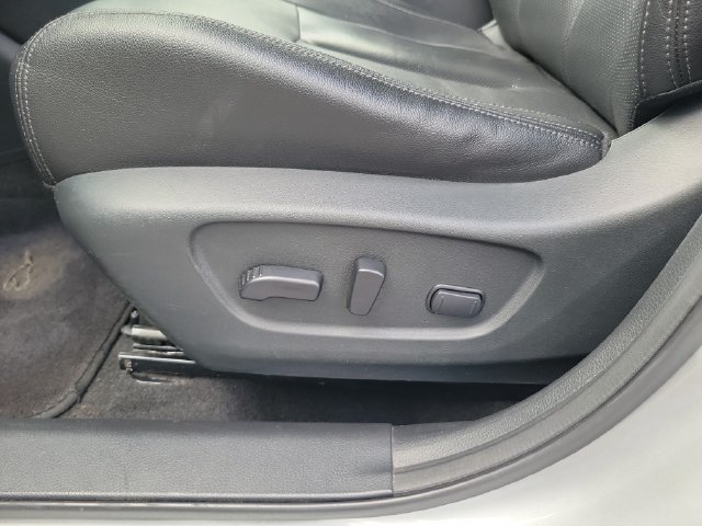 Used 2019 Nissan Rogue SL FWD image 14