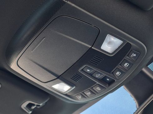 Certified 2024 Ford Edge ST-Line AWD/4WD image 32