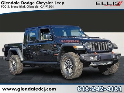 New 2025 Jeep Gladiator Mojave w/ Convenience Group