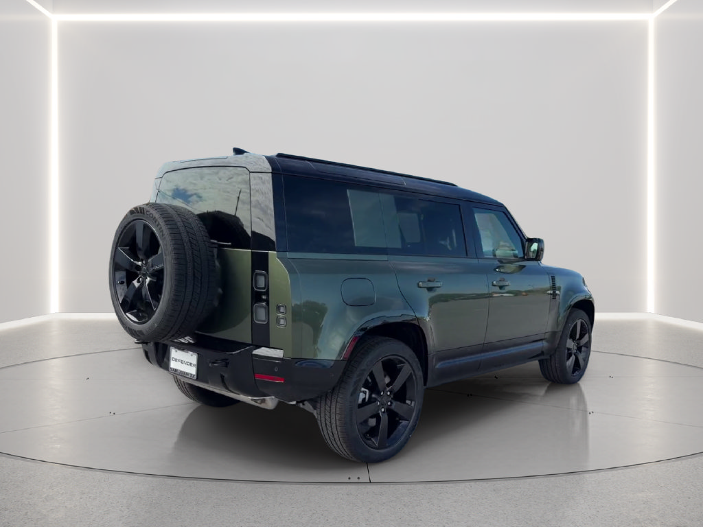 New 2026 Land Rover Defender 110 X-Dynamic SE AWD/4WD image 5