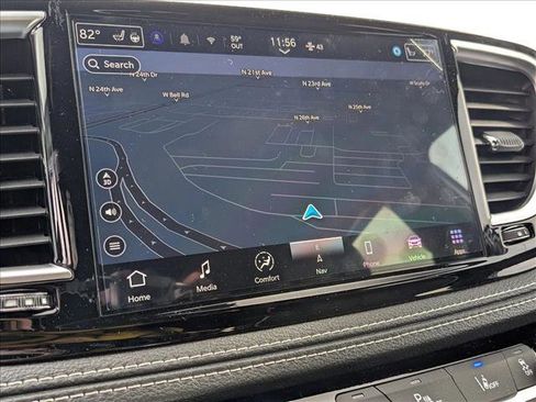 New 2026 Chrysler Pacifica Limited image 14