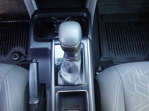 Used 2017 Toyota Tacoma TRD Sport w/ Tow Package (A/T) image 22