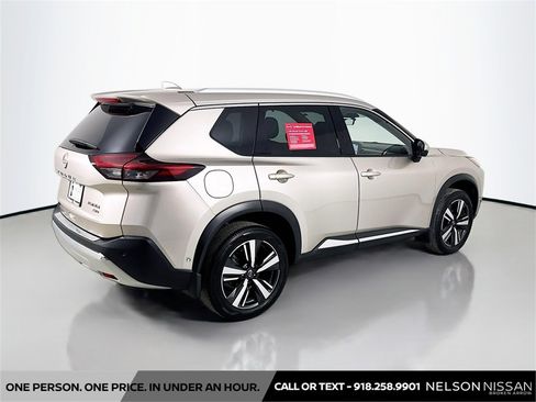 Certified 2023 Nissan Rogue Platinum w/ Platinum Premium Package image 5