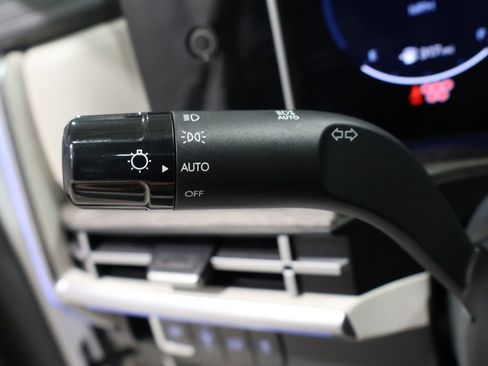 Used 2024 Hyundai Santa Fe Limited image 33