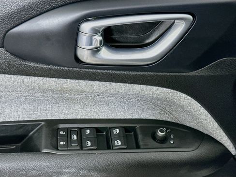 Used 2022 Jeep Compass Latitude AWD/4WD image 15
