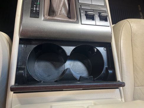 Used 2016 Lexus GX 460 image 22