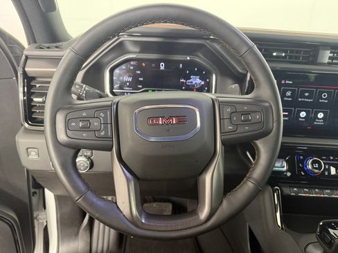 Used 2025 GMC Sierra 1500 AT4 AWD/4WD image 21