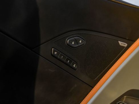 Used 2016 Chevrolet Corvette Z06 w/ 3LZ Preferred Equipment Group image 40