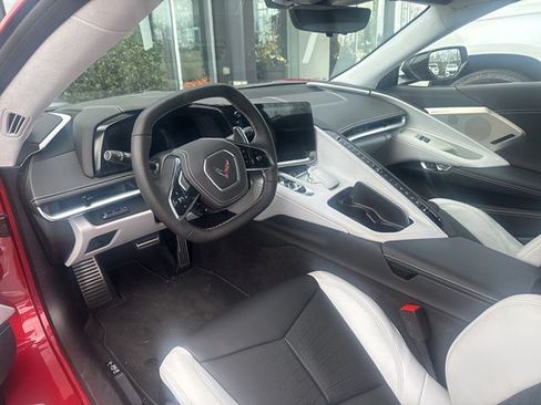 Used 2023 Chevrolet Corvette Stingray Premium Cpe w/ Z51 Performance Package RWD image 7