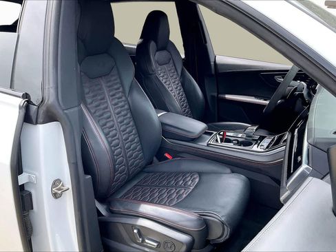 Used 2023 Audi RS Q8 AWD/4WD image 9