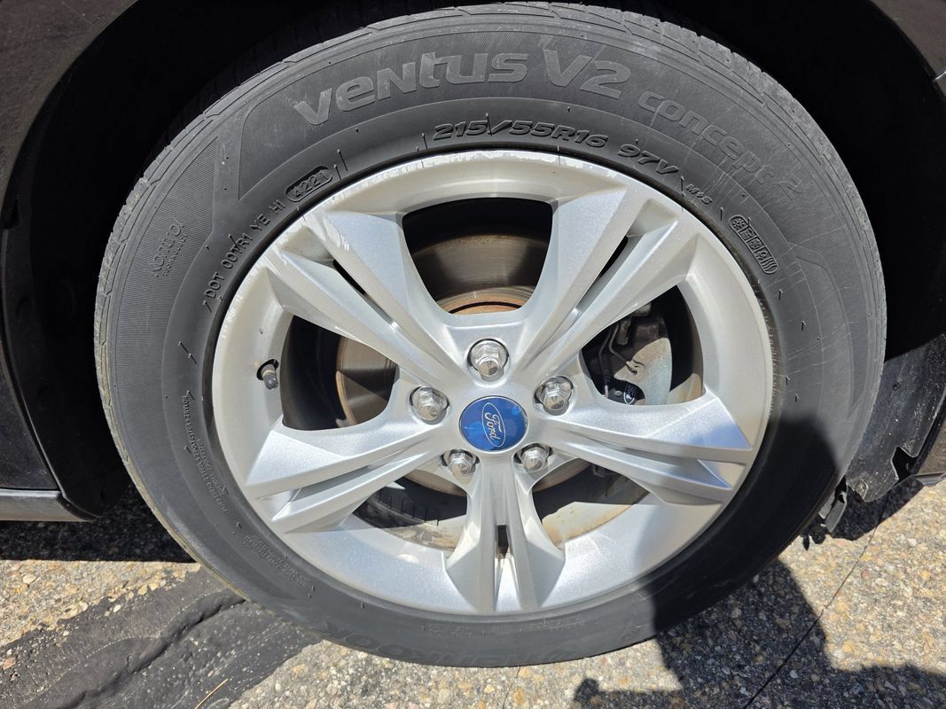 Used 2013 Ford Focus SE FWD image 31