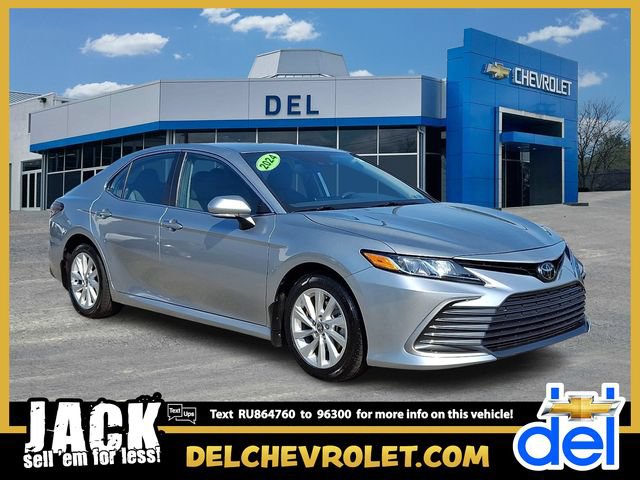Used 2024 Toyota Camry LE w/ Convenience Package FWD image 1