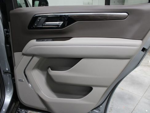 New 2026 Chevrolet Tahoe Z71 w/ Z71 Off-Road Package image 32