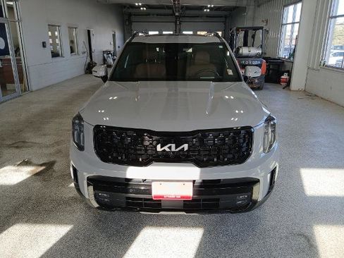 Used 2024 Kia Telluride SX Prestige X-Line image 3