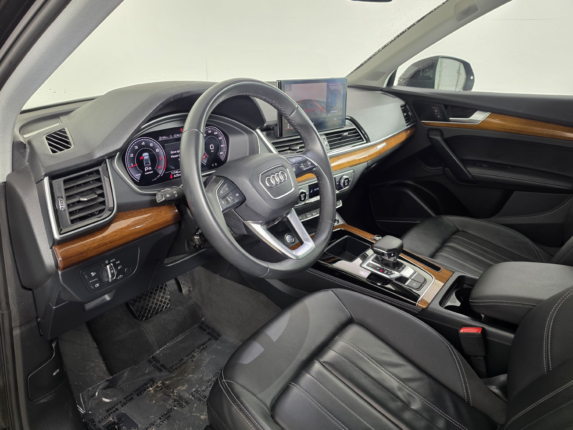 Used 2023 Audi Q5 2.0T Premium Plus AWD/4WD image 2