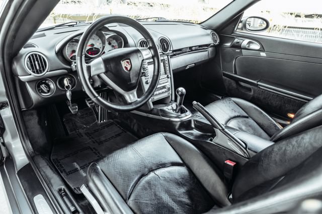 Used 2006 Porsche Cayman S RWD image 2