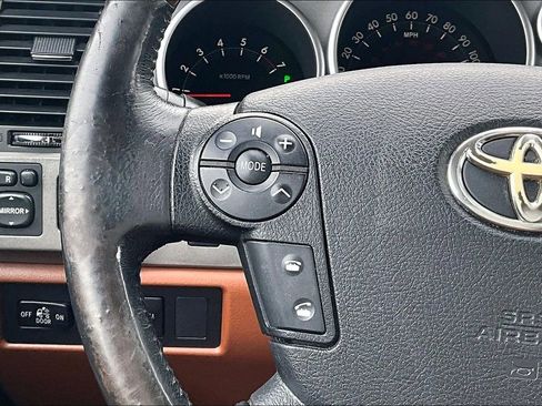 Used 2010 Toyota Tundra Limited AWD/4WD image 18