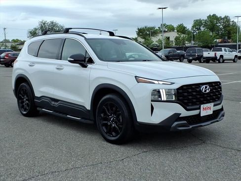 Used 2022 Hyundai Santa Fe XRT FWD image 2