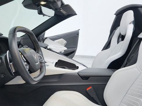 Used 2022 Chevrolet Corvette Stingray Preferred Conv w/ Chrome Exterior Badge Package image 20