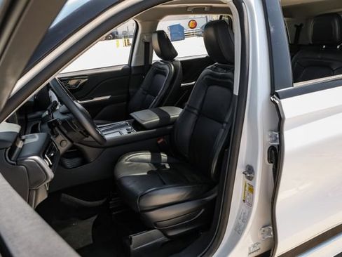 Used 2025 Lincoln Aviator Reserve w/ Jet Appearance Package AWD/4WD image 36