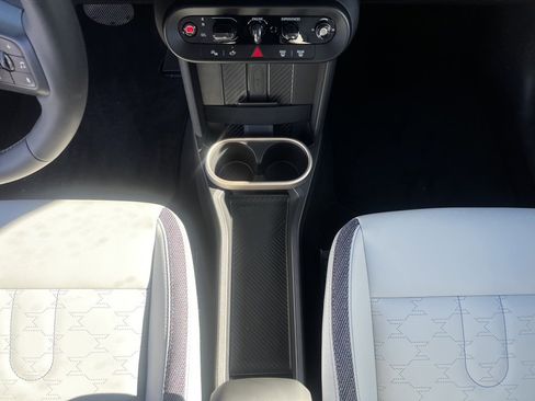 New 2025 MINI Cooper S image 17